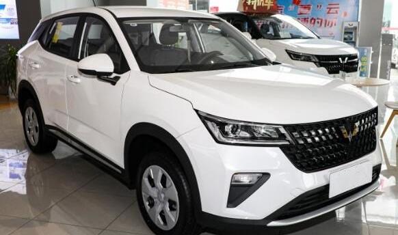 五菱星驰suv2023款价格及图片,在售7款车型售5.68万-8.68万元